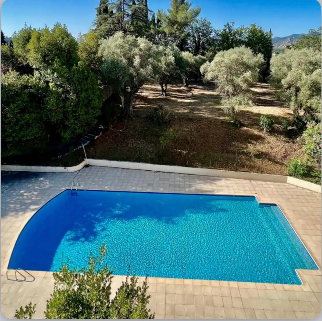 Tres Bel Appartement Cannes Exterior foto